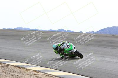 media/Feb-27-2022-CVMA (Sun) [[a3977b6969]]/Race 6 500 Supersport-350 Supersport (Holeshot)/